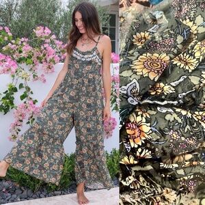 NATURAL LIFE Floral Jumpsuit in Green and Multicolor